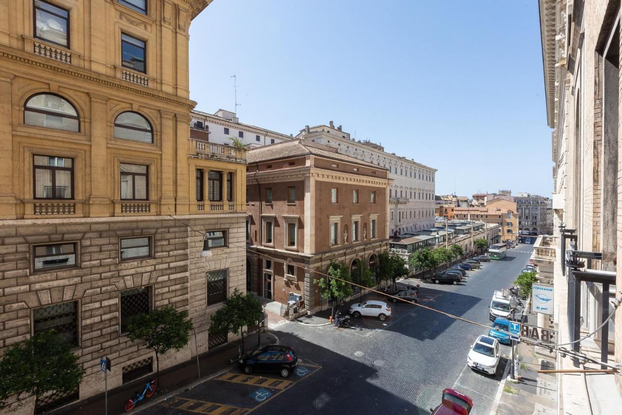 Spa Apartment Via Barberini Rome Exterior photo