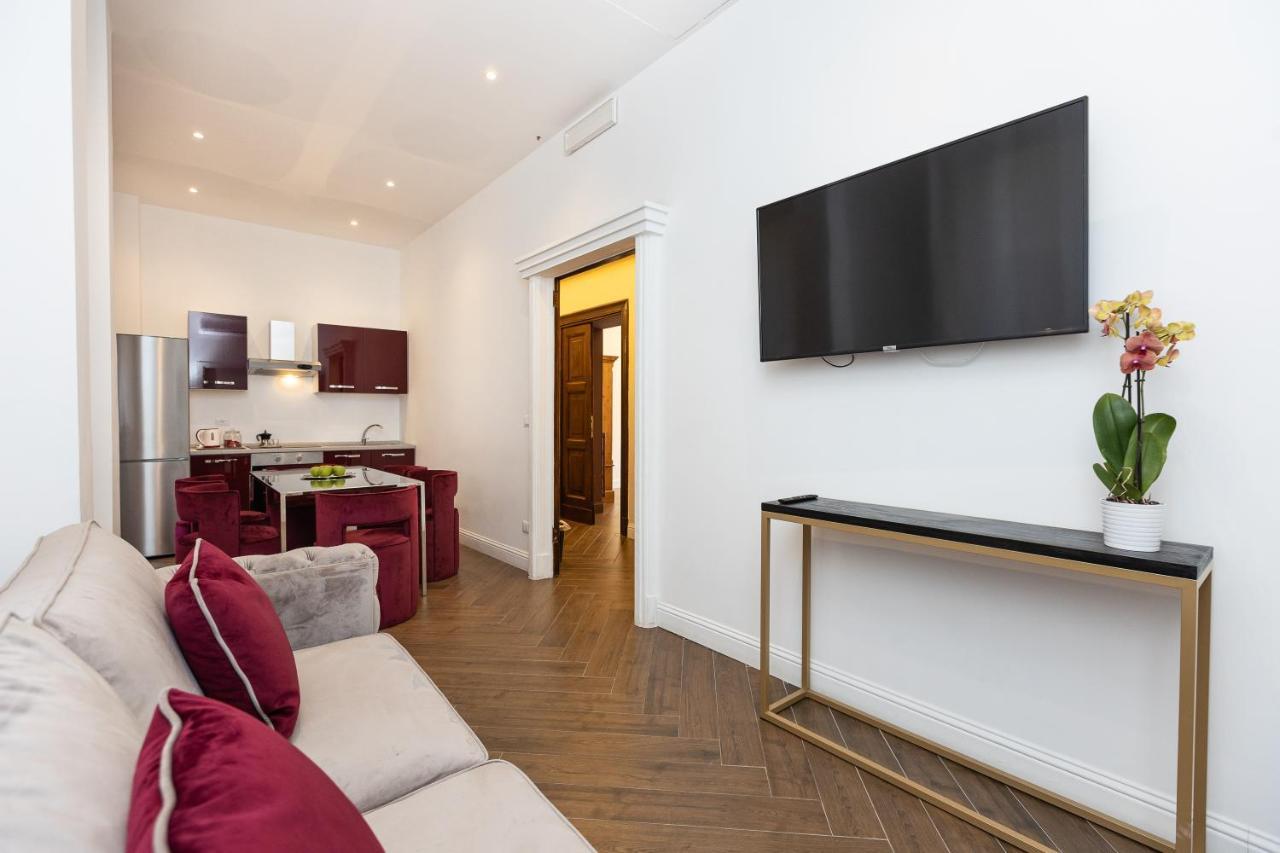Spa Apartment Via Barberini Rome Exterior photo