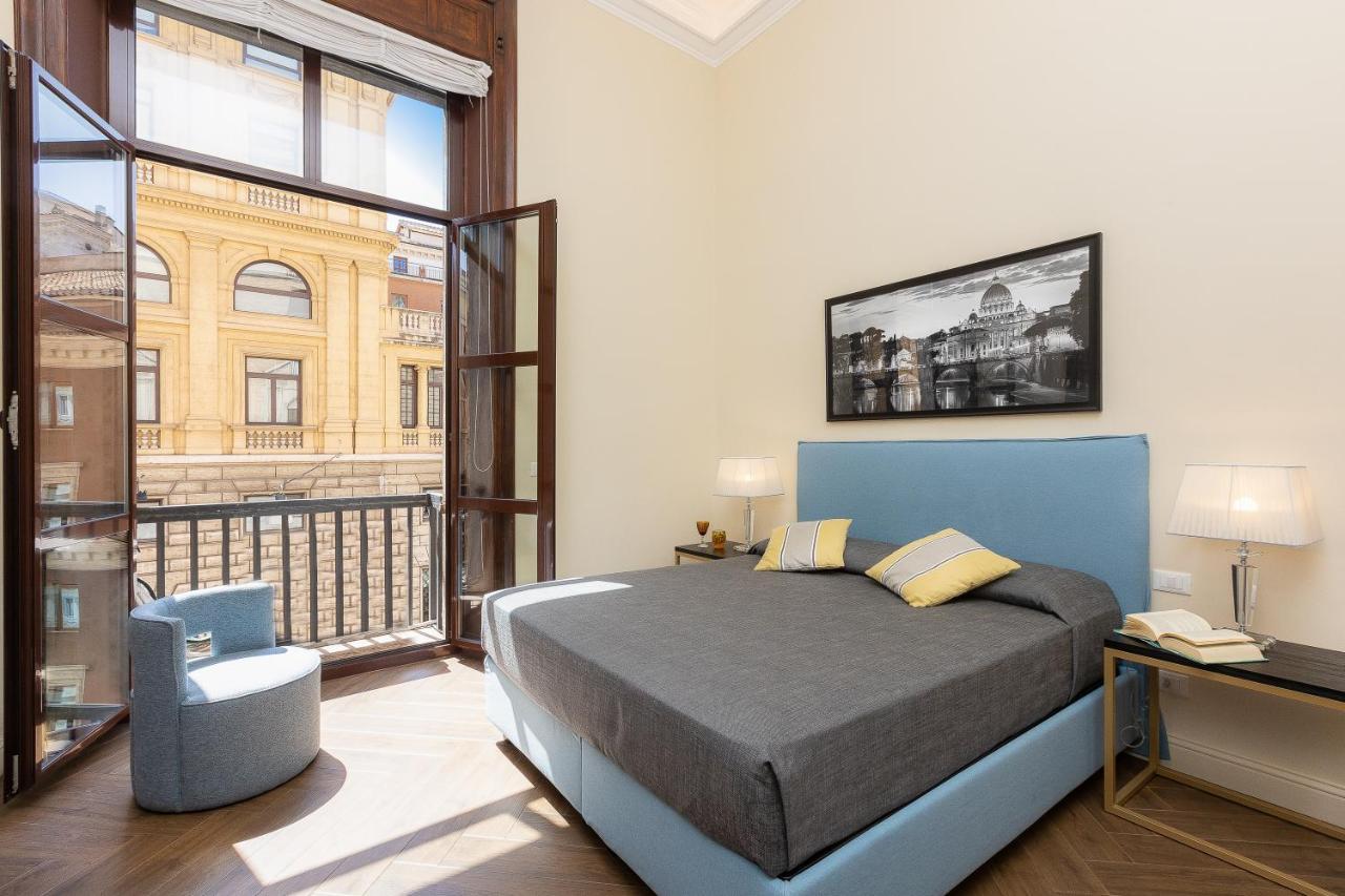 Spa Apartment Via Barberini Rome Exterior photo