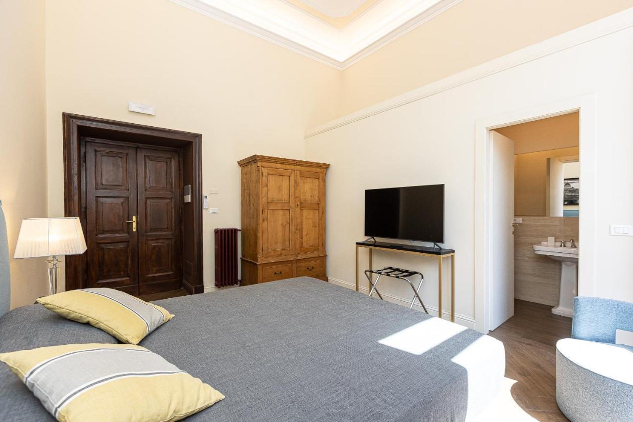 Spa Apartment Via Barberini Rome Exterior photo